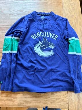 Vancouver Canucks Long Sleeve Hockey Tee